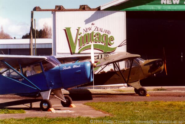 Vintage Aero club Hanger